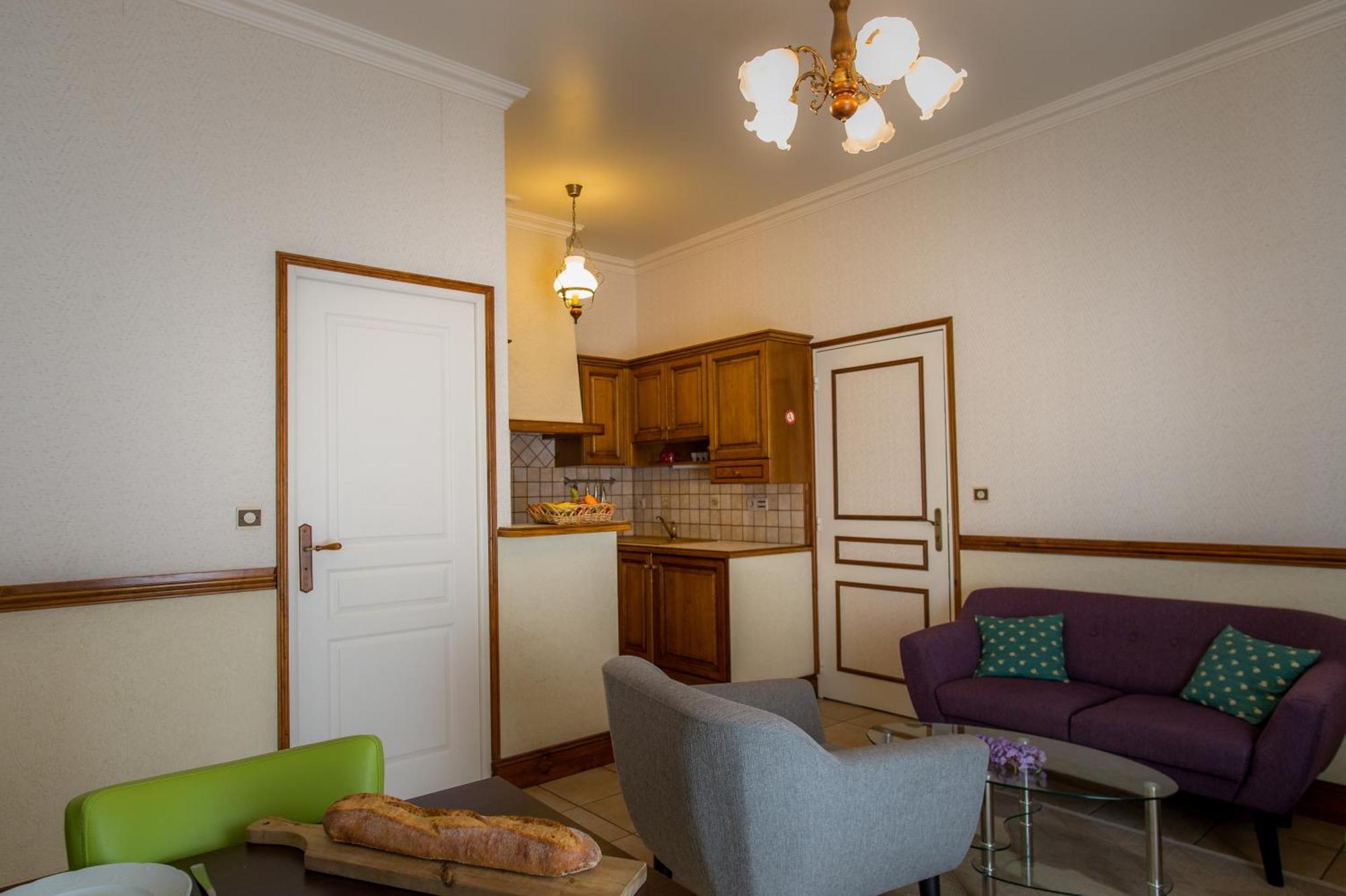 Les Magnolias Holiday Homes Lalinde Eksteriør billede
